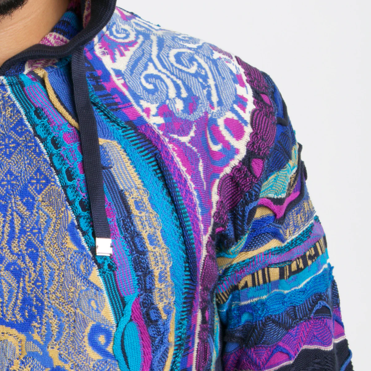 COOGI Classic Blues Pullover Hoody - Image 8