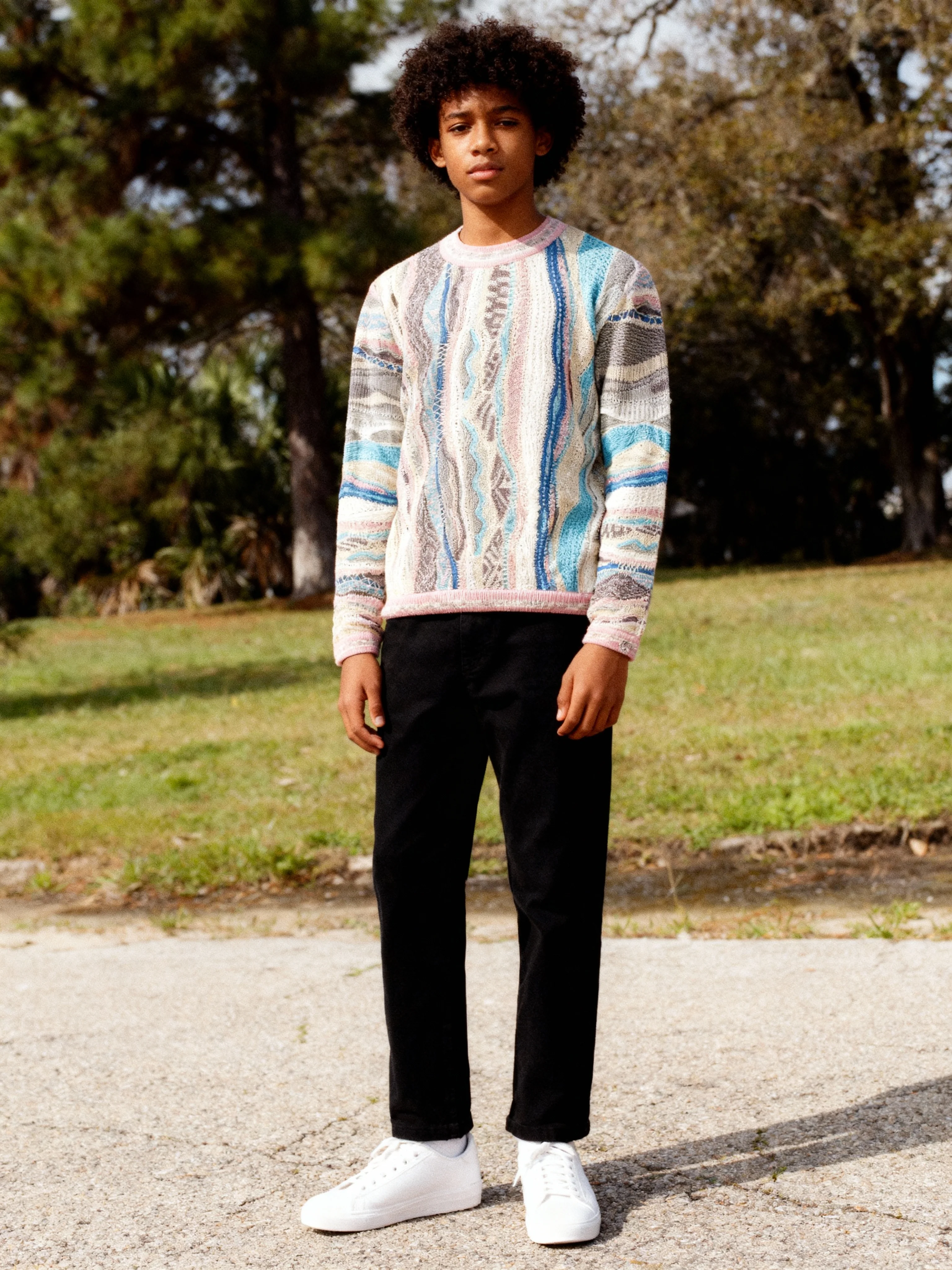 New -Kids COOGI Rosewater Crewneck - Image 4