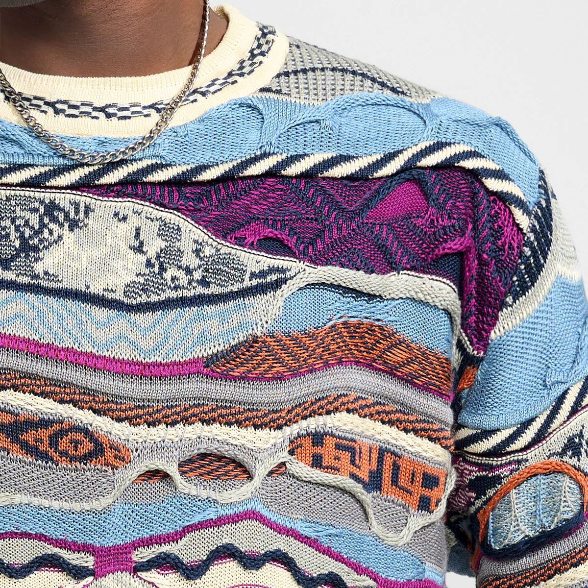 COOGI Robina Crewneck - Image 4