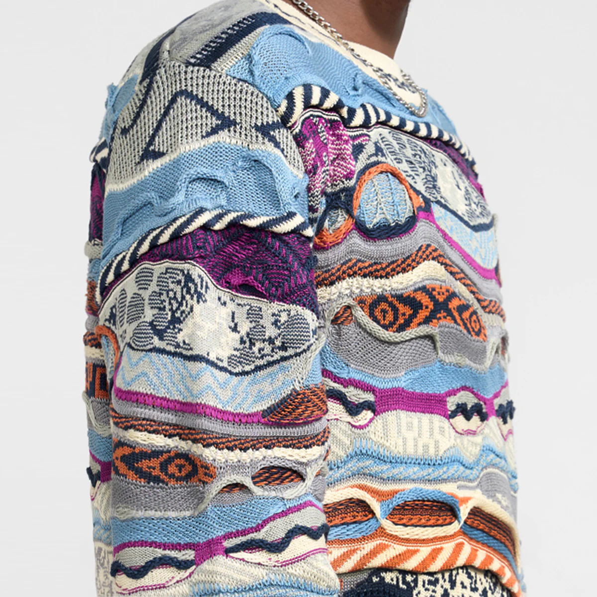COOGI Robina Crewneck - Image 5
