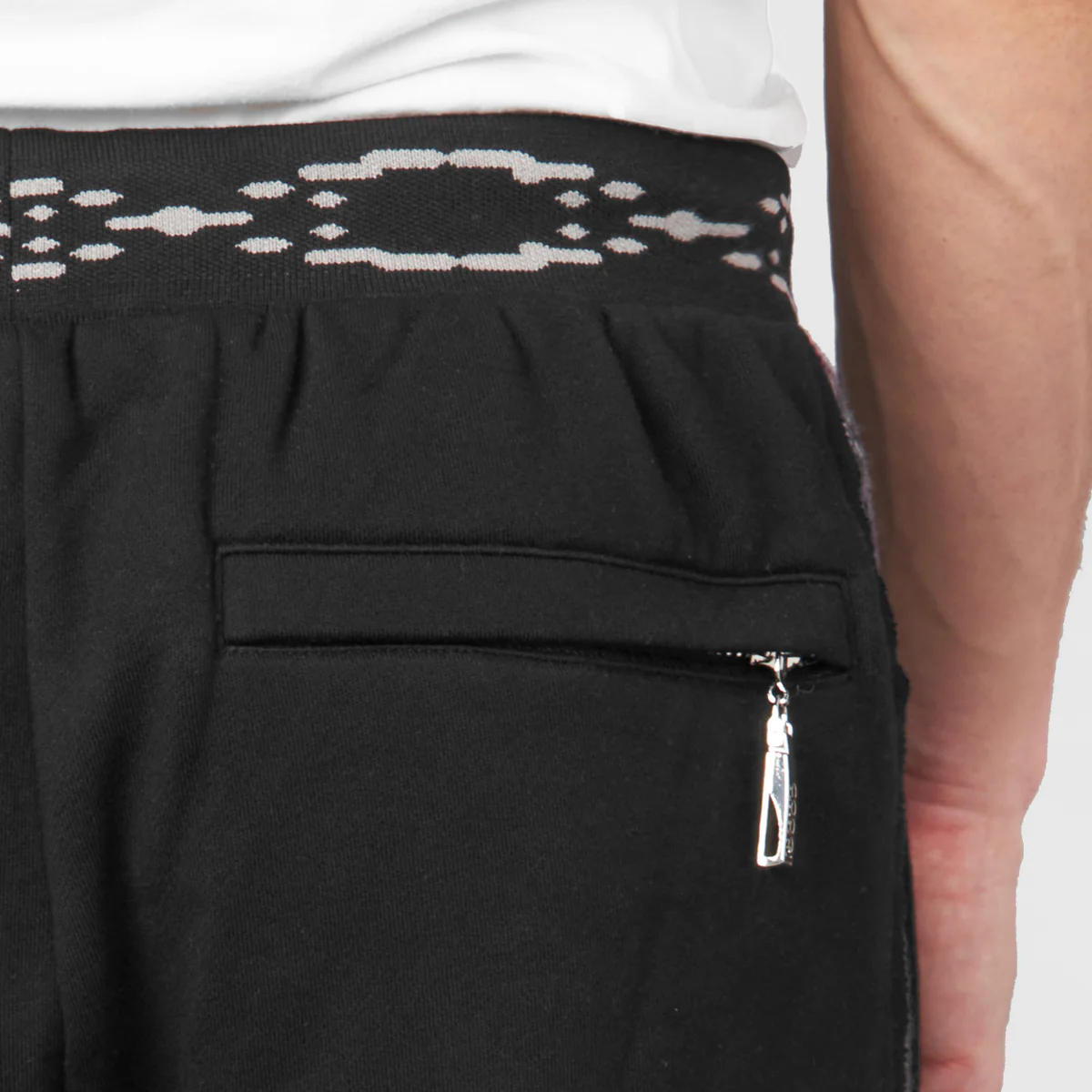 COOGI Sweater-Striped Shorts - Black - Image 5