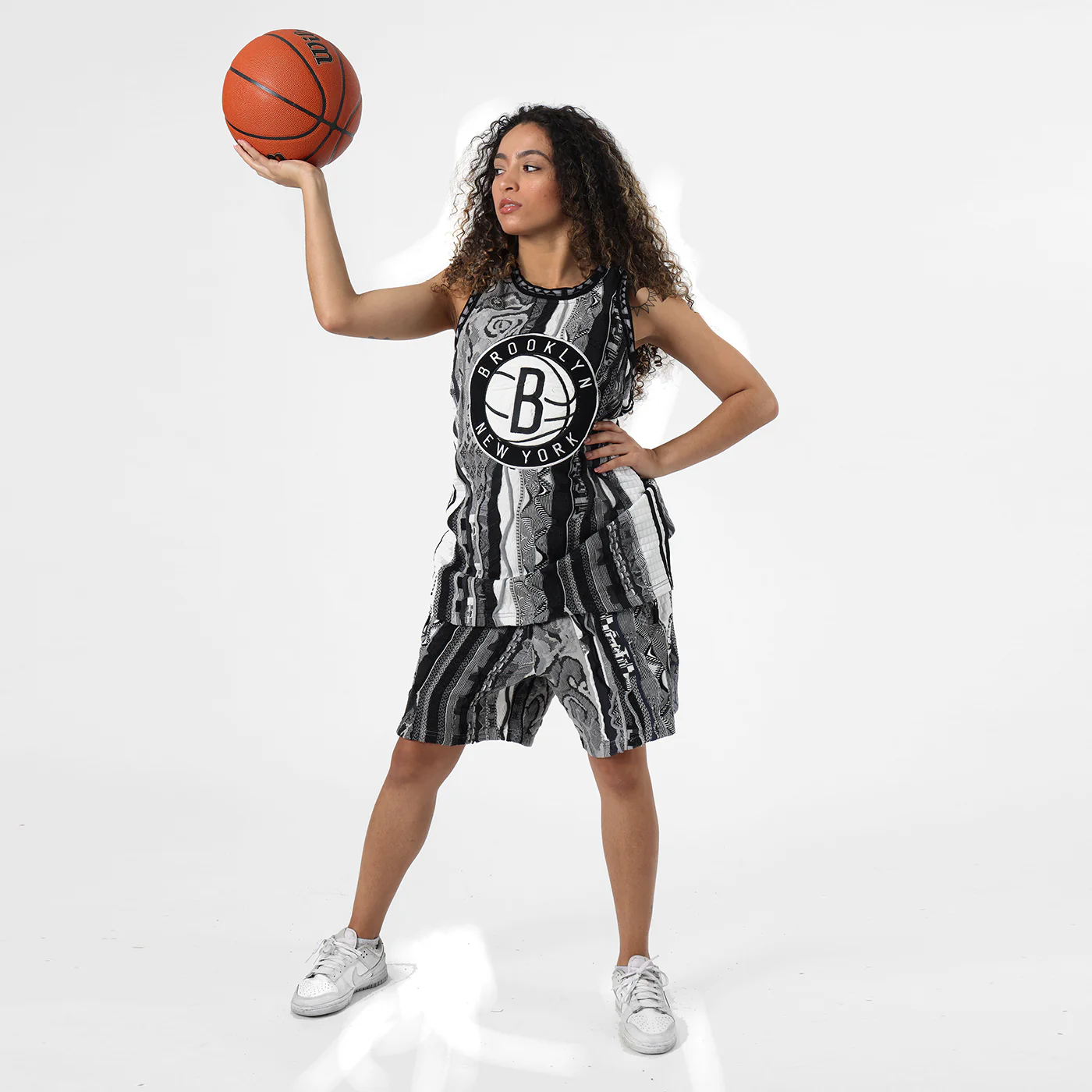 New -COOGI X NBA X Protege - Brooklyn Nets Sweater Vest - Image 4