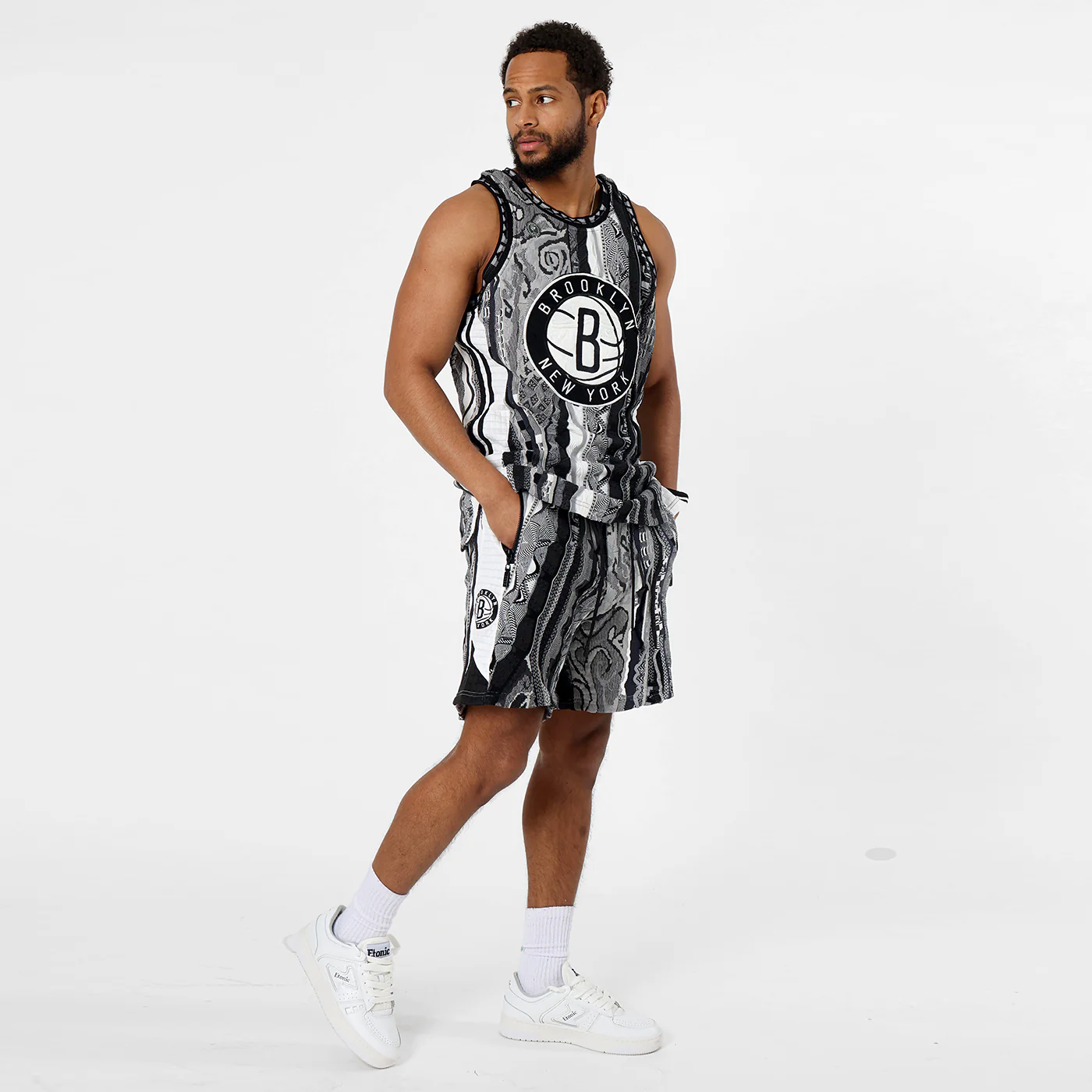 New -COOGI X NBA X Protege - Brooklyn Nets Sweater Vest - Image 3