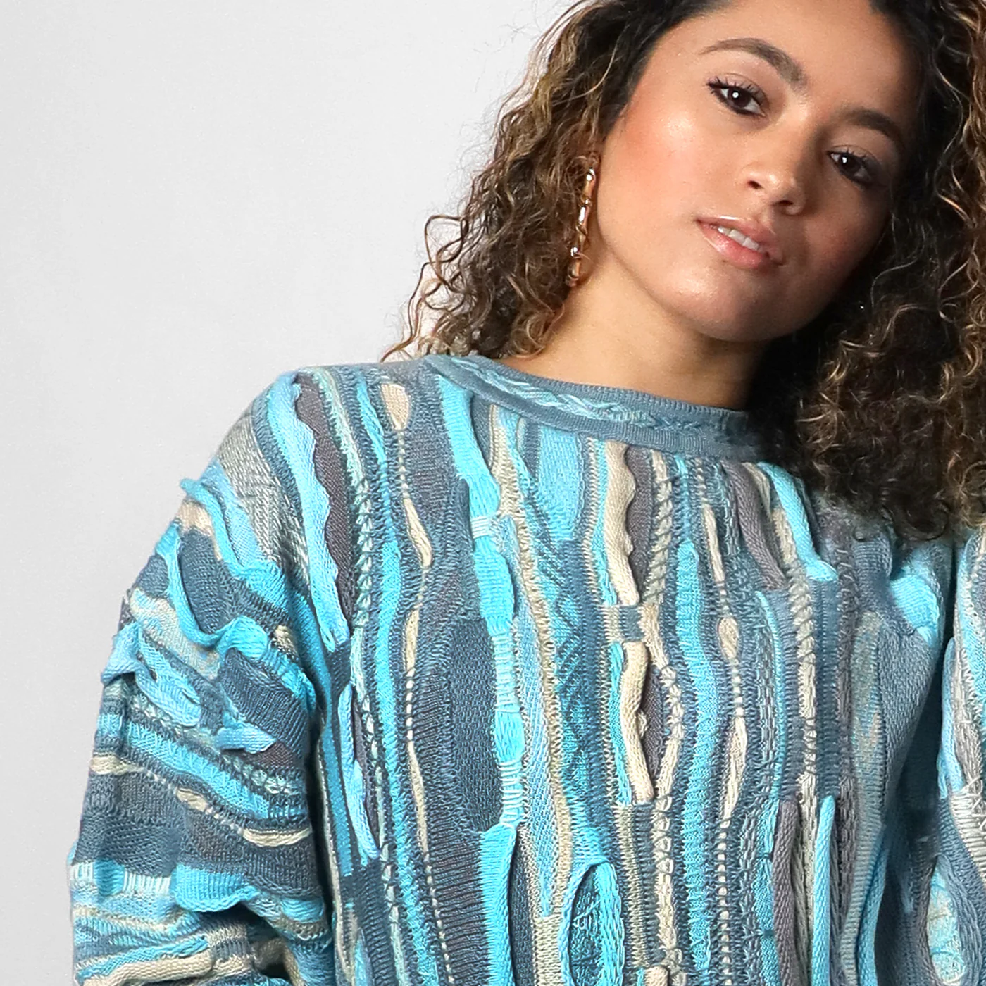 Ocean Blue Sweater - Image 3